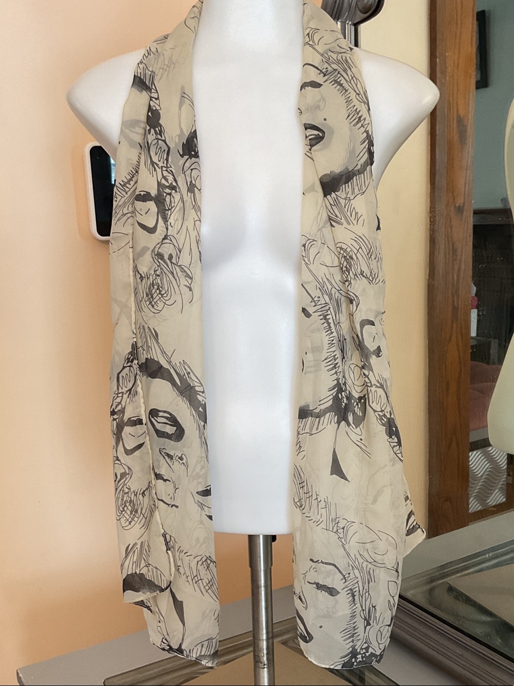 Marilyn Monroe Cream Scarf with Black Graphic Faces